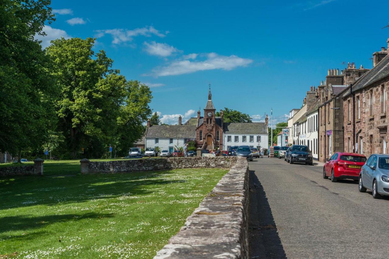 Gifford Charming 3 Bed Village Green Cottage East Lothian מראה חיצוני תמונה